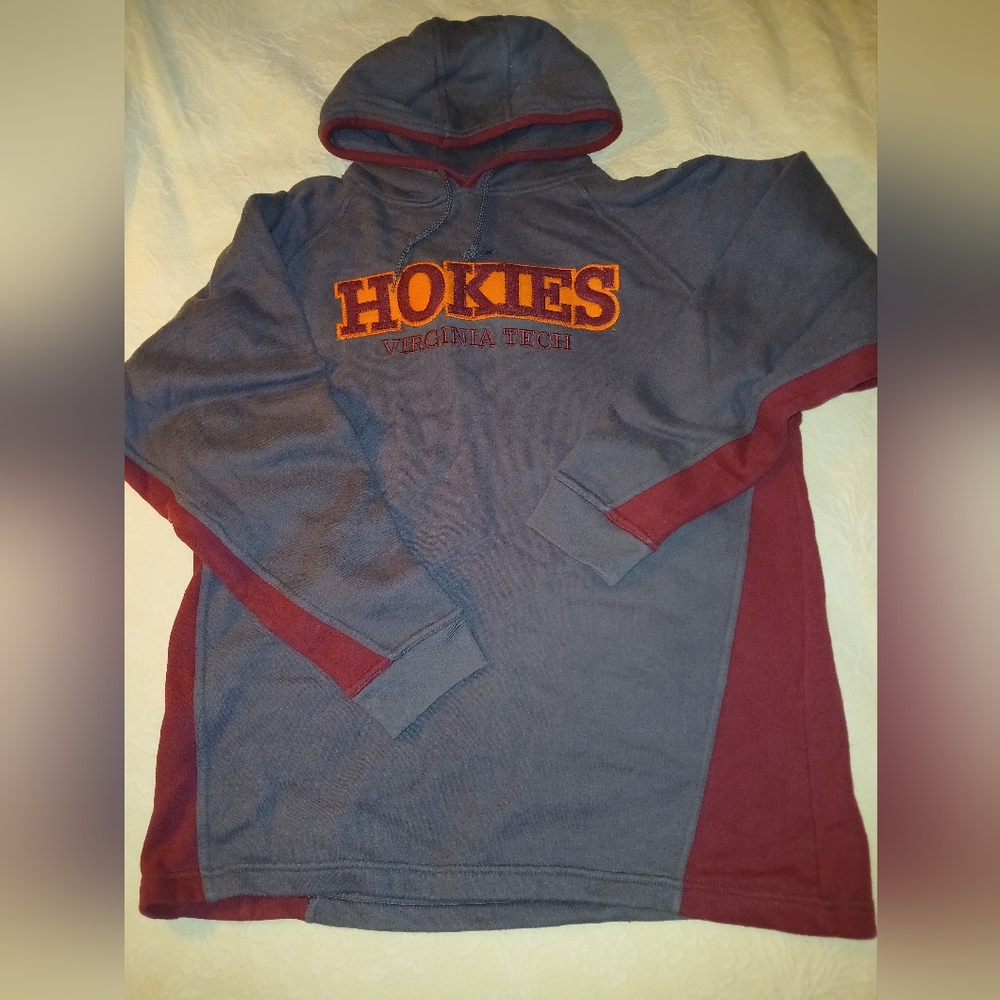 ❄️Hokies Hoodie Size L